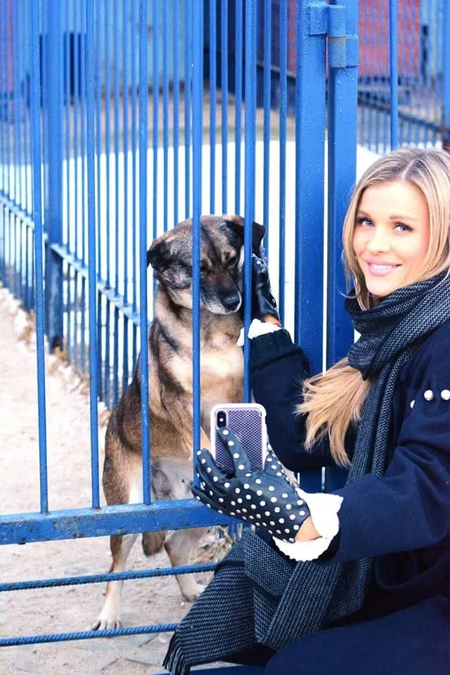 Joanna Krupa wsparła schronisko w Celestynowie