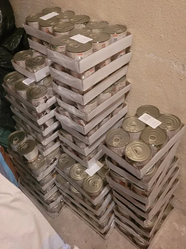 Podziękowania dla Fundacji Psi Los za wsparcie karmą